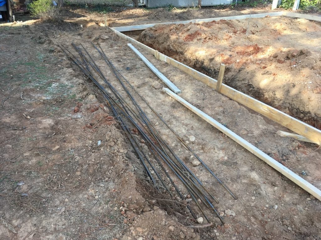 Concrete footing rebar garage building