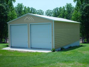 2 car garage in Fort Myers