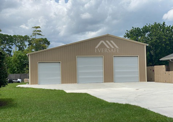 Three Car Multi-Bay Garage