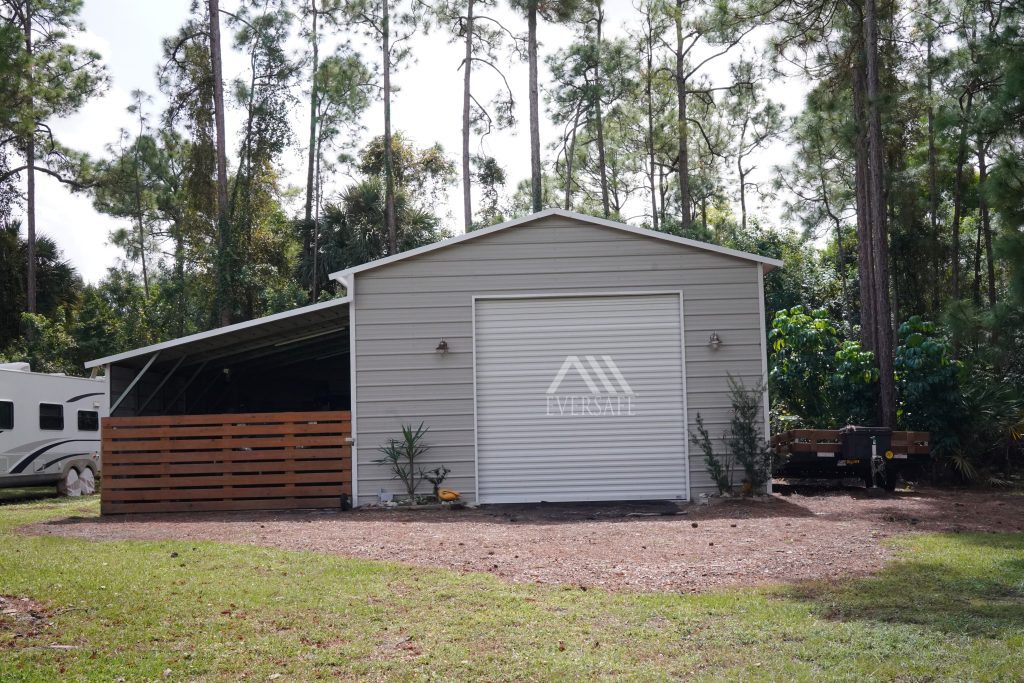 Metal Garage with Lean-to in Florida